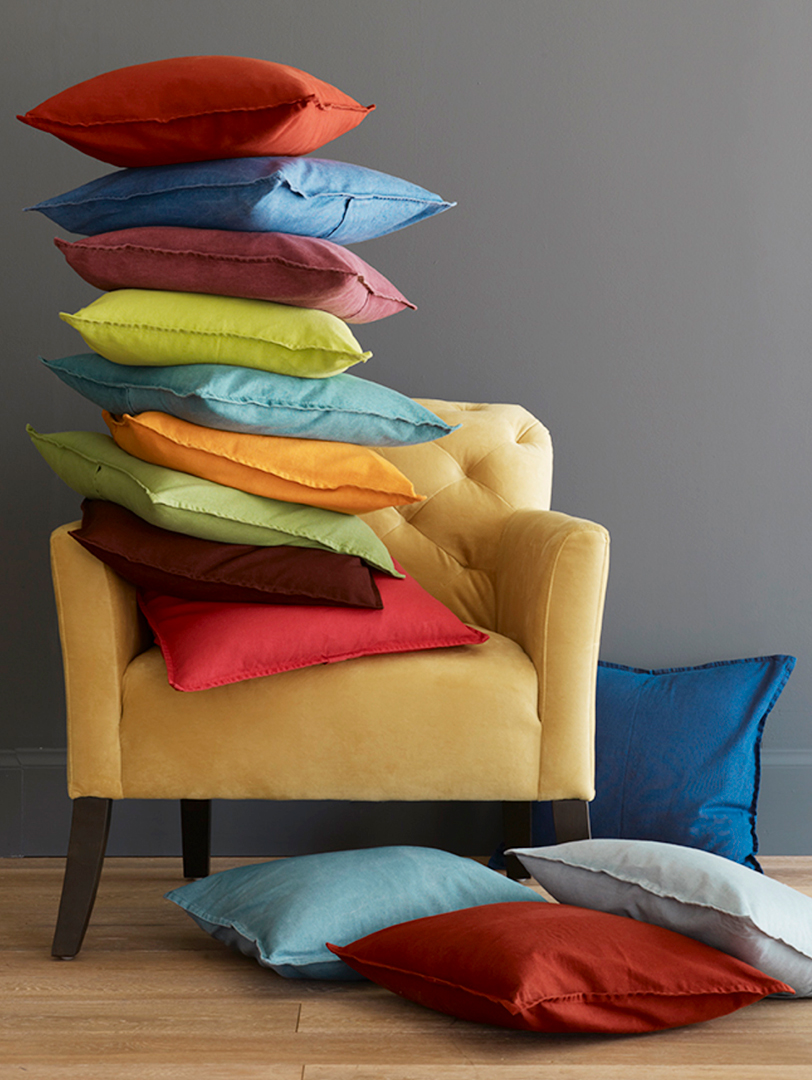 Pillow-Stack-West-Elm
